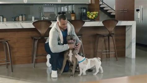 Oikos Triple Zero TV Spot, 'Fuel Your Hustle' Featuring Dak Prescott