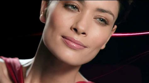 Olay Regenerist Micro-Sculpting Cream TV Spot, 'Growing Older'