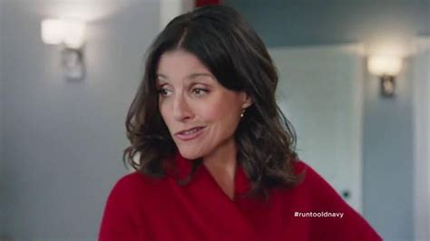 Old Navy TV Spot, 'XMas Morning Gifts are Great!' Feat. Julia Louis-Dreyfus