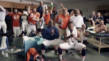 Old Spice Hydro Wash TV Spot, 'Cinema' Featuring Von Miller