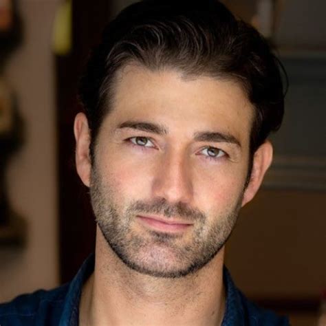 Oliver Tompsett photo