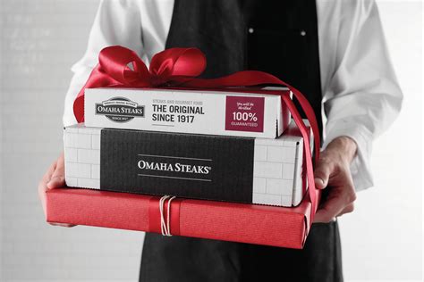 Omaha Steaks The Perfect Holiday Gift logo