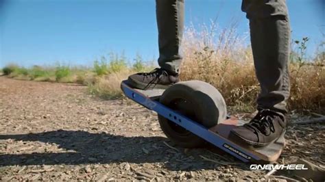 Onewheel TV Spot, 'Gliding on Air'