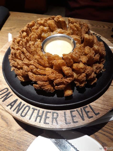 Outback Steakhouse Bloomin' Onion