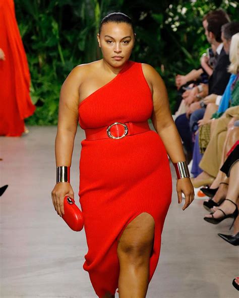 Paloma Elsesser photo