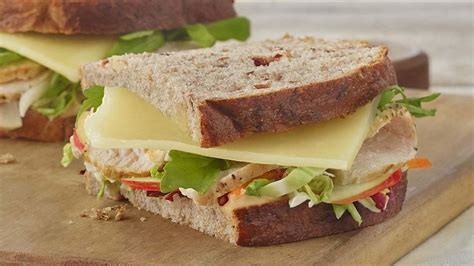 Panera Bread Roasted Turkey Apple & Cheddar Sandwich TV Spot, 'Many Ways' featuring Zach Swauger