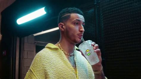 Panera Bread Unlimited Sip Club TV Spot, 'A Sip for Every Drip' Featuring Kyle Kuzma