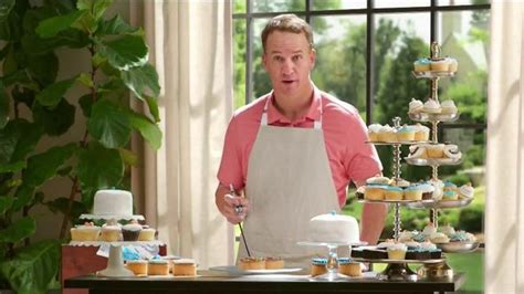 Papa John's TV Spot, 'Cupcakes' Featuring Peyton Manning, J.J. Watt created for Papa Johns