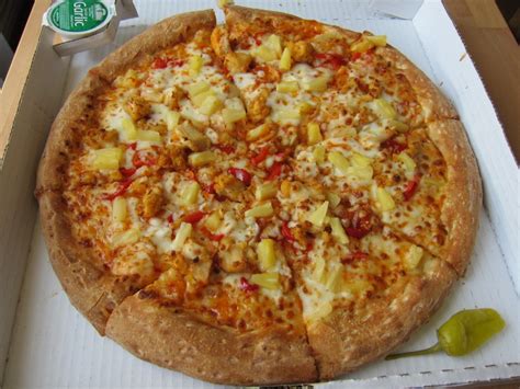 Papa Johns Sweet Chili Chicken Pizza logo