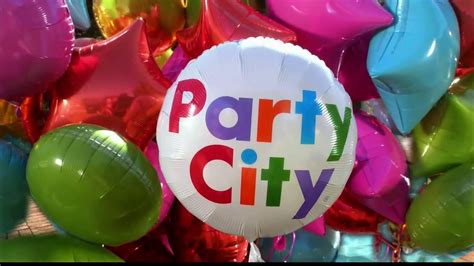 Party City TV commercial - Summer Pool Party