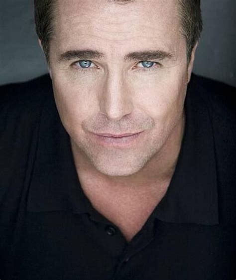 Paul McGillion photo