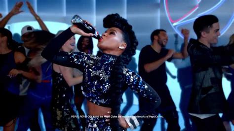 Pepsi Super Bowl 2016 TV commercial - Joy of Pepsi