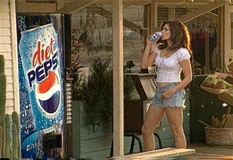 Pepsi TV Spot, 'Say It With Pepsi, Cindy Crawford!'