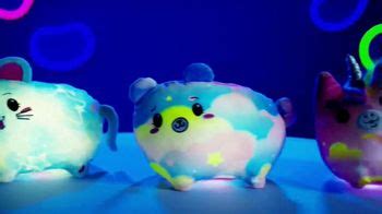 Pikmi Pops Jelly Dreams TV Spot, 'Disney Channel: Brighten Your Day' created for Pikmi Pops