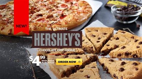 Pizza Hut Chocolate Chip Cookie logo