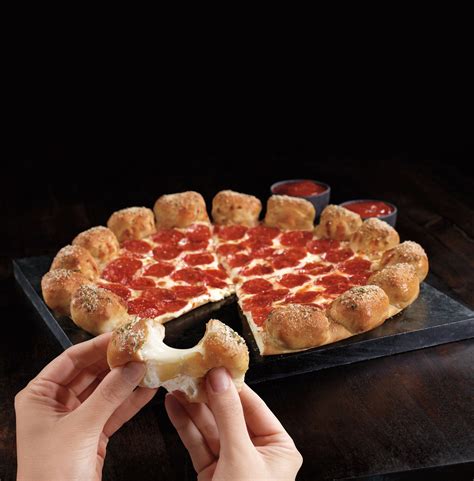 Pizza Hut Stuffed Garlic Knots