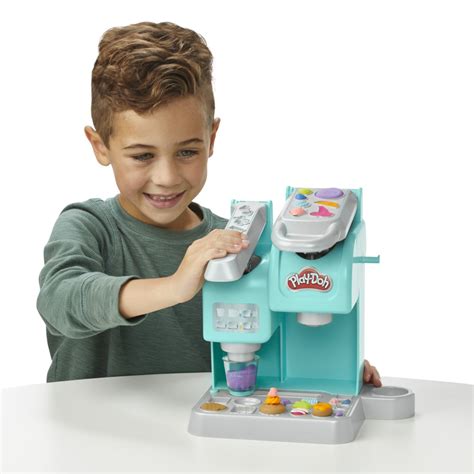 Play-Doh Kitchen Creations Colorful Cafe Playset TV Spot, 'Fill, Spin, Top' created for Play-Doh