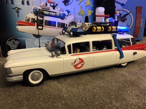 Playmobil Ghostbusters Ecto-1 logo