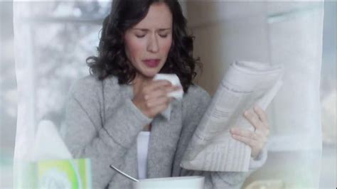 Puffs Plus Lotion TV Spot, 'Face Winter'