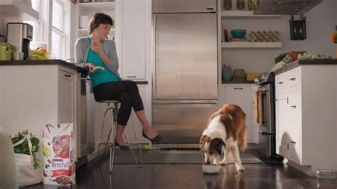 Purina Beneful Healthy Weight TV Spot, 'La Cena de Hoy'