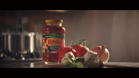 Ragu TV Spot, 'Simmered In Tradition'