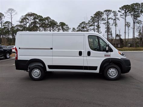 Ram Trucks ProMaster 1500 Low Roof SWB