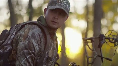 Realtree Edge TV Spot, 'Unmatched Concealment'