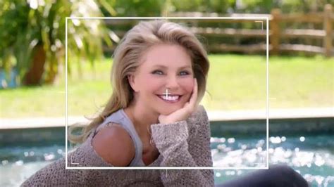 Recapture 360 TV Spot, 'Special Announcement' Featuring Christie Brinkley