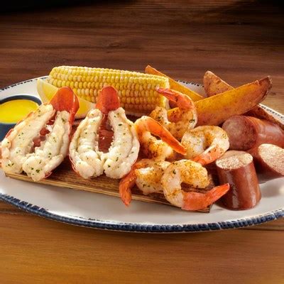 Red Lobster Cedar-Plank Colossal Shrimp & Salmon