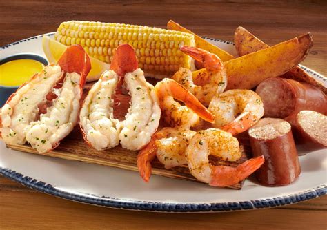 Red Lobster Cedar-Plank Lobster & Shrimp logo