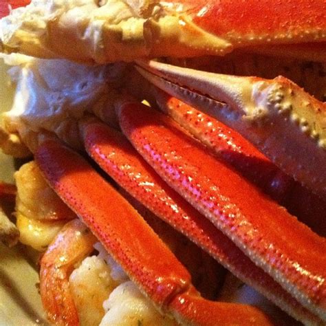 Red Lobster Snow Crab and Seafood Bake tv commercials