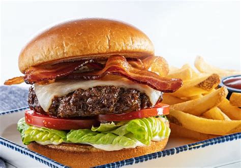 Red Lobster Wagyu Bacon Cheeseburger tv commercials