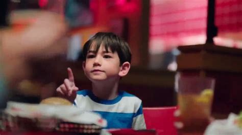 Red Robin TV Spot, 'All the Fulls: Medal' created for Red Robin