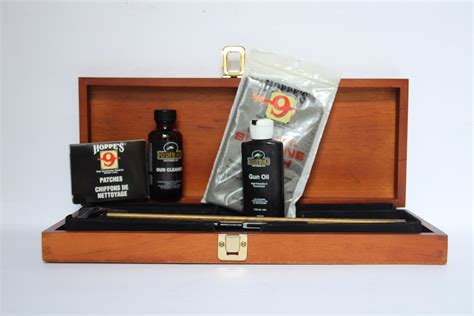 RedHead Deluxe Gun Cleaning Kit logo