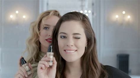 Revlon ColorStay Makeup TV Spot, 'Life-Proof 24 Hour' Feat. Ashley Graham featuring Rina Fukushi