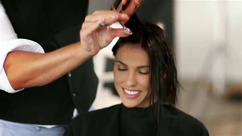 Revlon Hair Care TV Spot, 'Laura' featuring Miguel Garcia