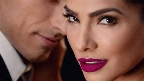 Revlon Ultra HD Matte Lipcolor TV Spot, 'Captivate' Ft. Alejandra Espinoza