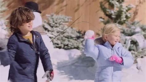 Ricola Natural Herb Cough Drops TV Spot, 'Snowball Fight'