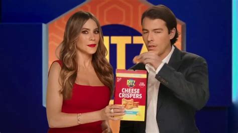 Ritz Cheese Crispers TV commercial - Sabor audaz con Sofía Vergara
