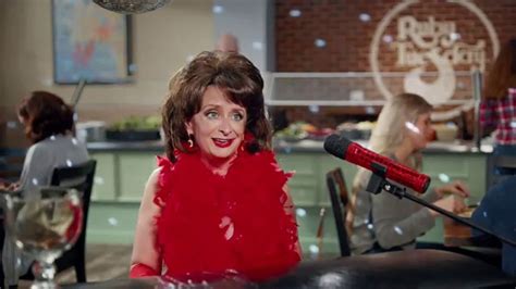 Ruby Tuesday $3 Entrées TV Spot, 'Garden Bar Purchase' Featuring Rachel Dratch