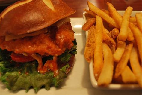 Ruby Tuesday Buffalo Chicken with Blue Cheese Burger tv commercials