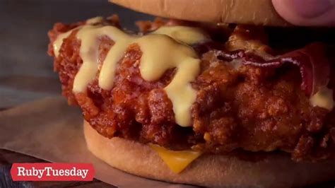 Ruby Tuesday Hot & Honey Bacon Chicken TV Spot, 'Country Songs' created for Ruby Tuesday