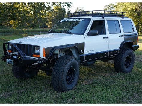 Rusty's Off-Road Products Body Armor XJ logo