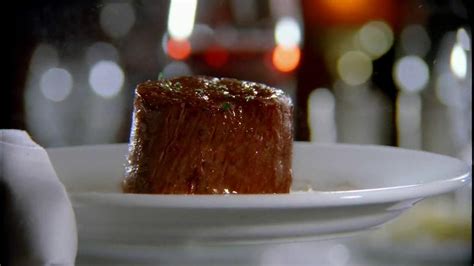 Ruth's Chris Steak House TV Spot, 'Sizzling Steak'