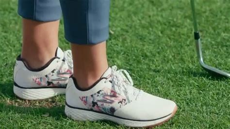 SKECHERS GO GOLF Birdie TV Spot, 'Style vs. Comfort' Feat. Brooke Henderson created for Skechers Performance/SkechersGo