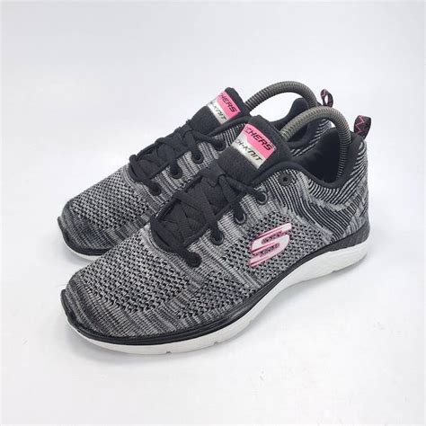 SKECHERS Skech-Knit logo