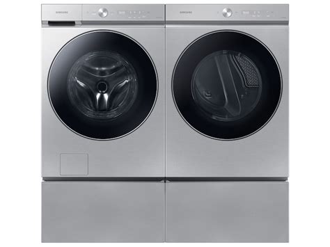 Samsung Home Appliances Bespoke 6.1 cu. ft. Ultra Capacity Front Load Washer logo