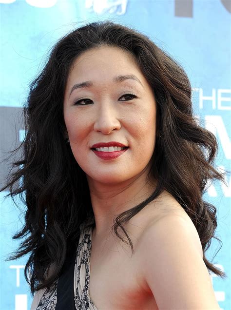 Sandra Oh photo