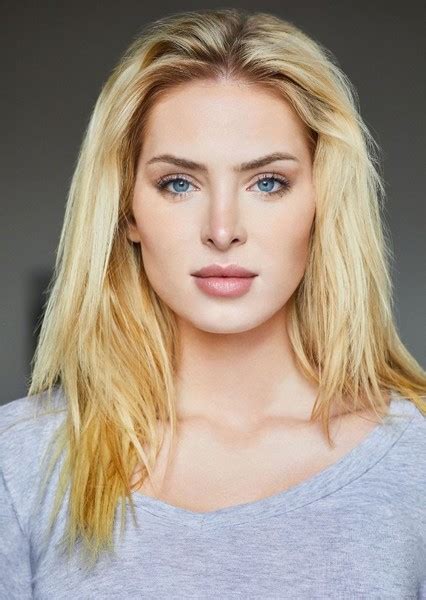 Saxon Sharbino photo