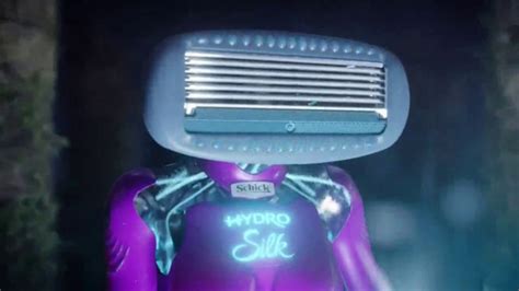 Schick Hydro Silk TV Spot, 'Robot Razor'